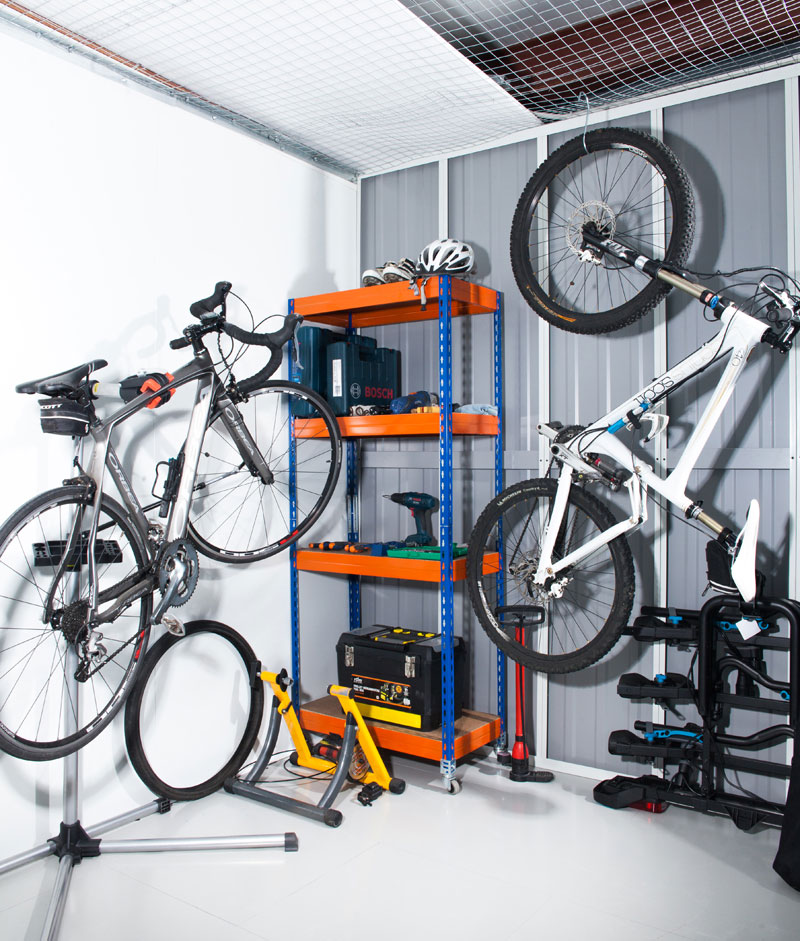 10 ideas para colgar una bicicleta y guardarla en casa